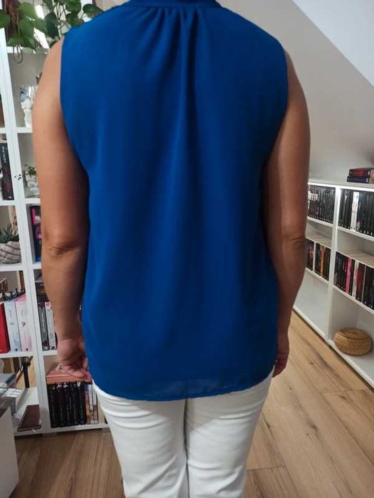 Bluzka wiązana na szyi