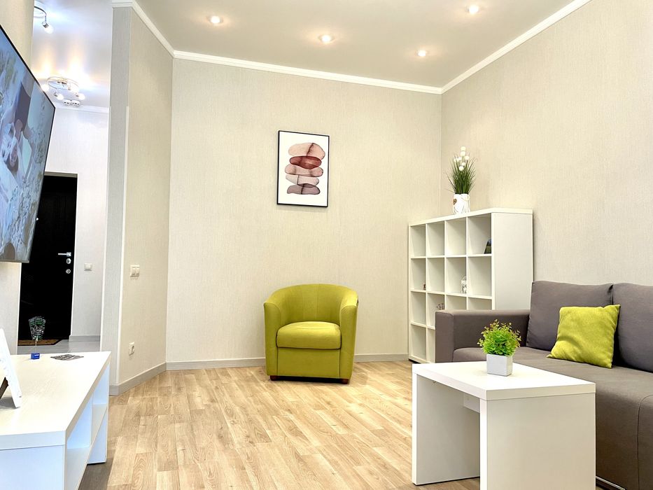 NAVIT апартаменти зі завтраком, Солом'янка, ЖК «Смарагдовий»