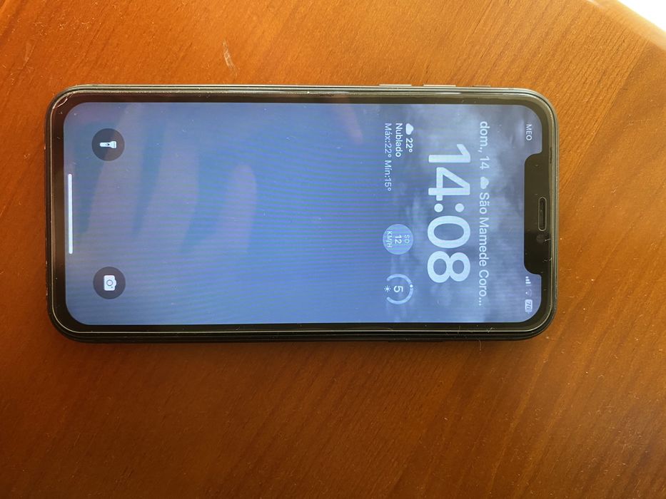 Iphone 11 em muito bom estado