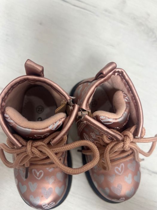 Дівчачі черевички