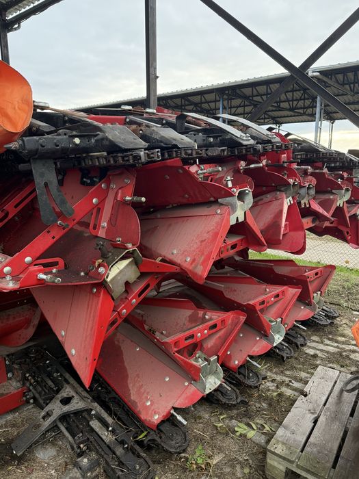 Przystawka do kukurydzy 8 rzędowa Olimac Drago New Holland