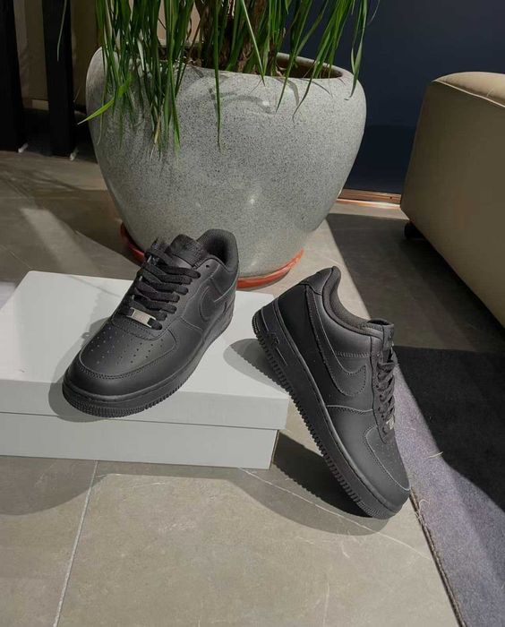 Nike_Air_Force_1_Czarny 42