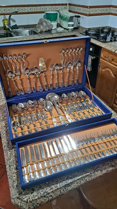 Vendo este faqueiro