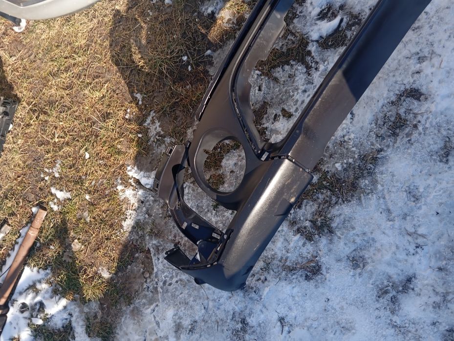 Dokładka spoiler zderzaka przedniego przód Mini Countryman F60 Lift