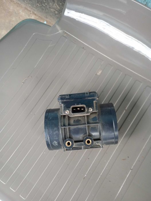 Воздухомер Мазда премеси