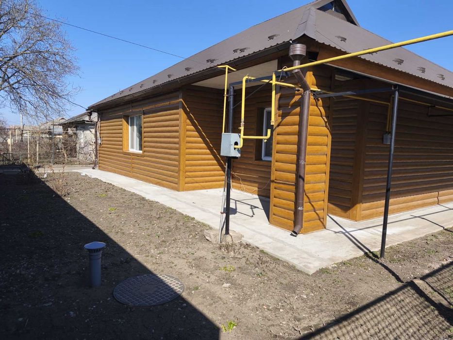 Продаж затишного будинку с. Августинівка