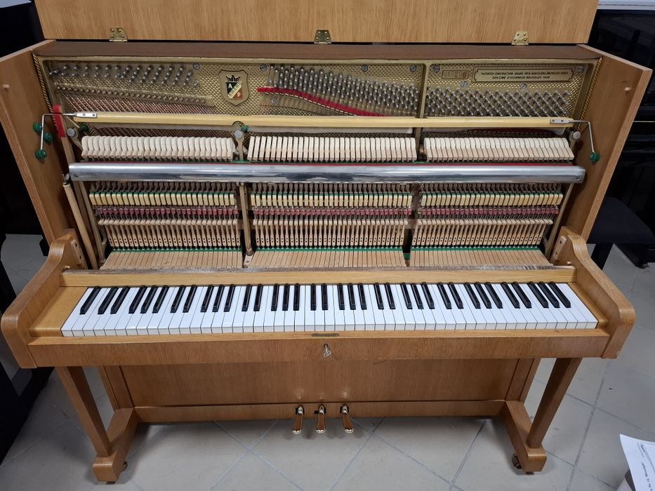 Pianino Petrof  125cm koncertowe stan  bdb