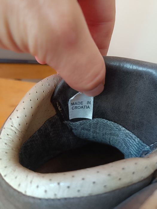 Продам ботинки Han Wag