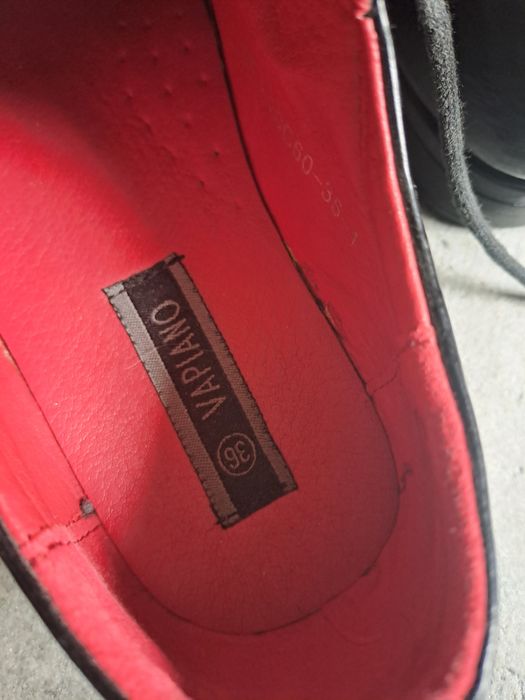 Buty eleganckie, wizytowe półbuty czarne chłopięce Vapiano rozm.36
