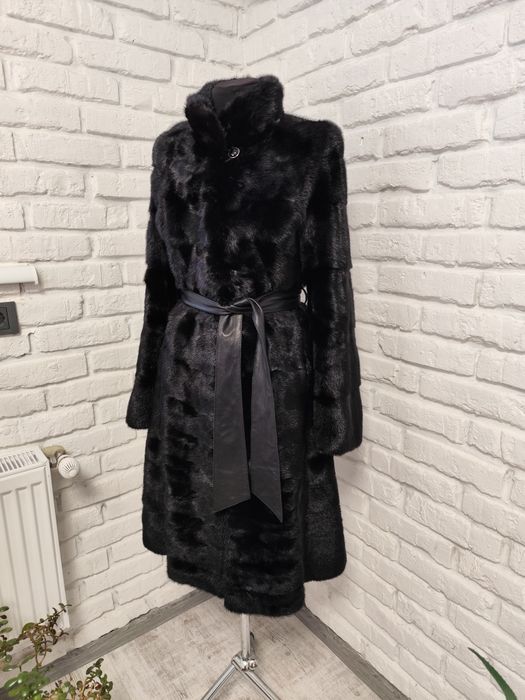 Натуральна норкова довга шуба під пояс чорний діамант