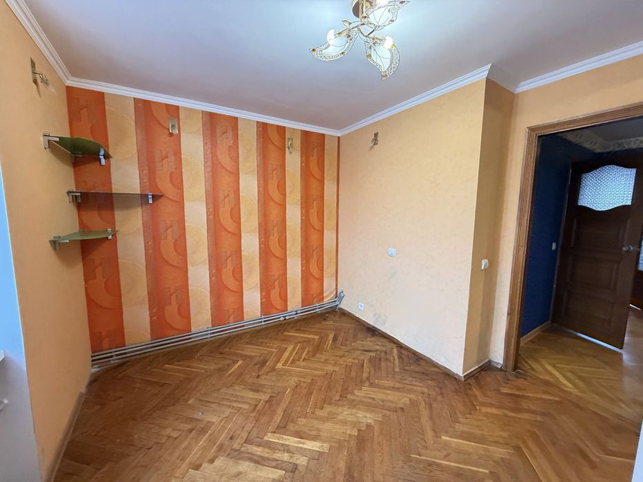 Продаж 3 кім.кв. А/О. Ремонт. Покращене планування. вул.Семенівська.