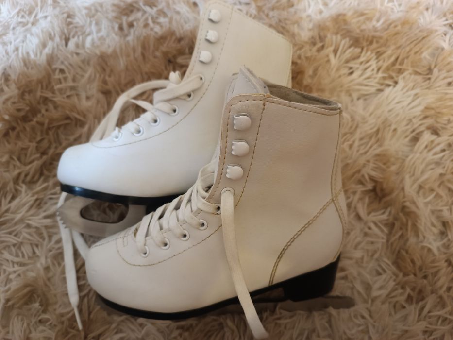 Ковзани для дівчаток