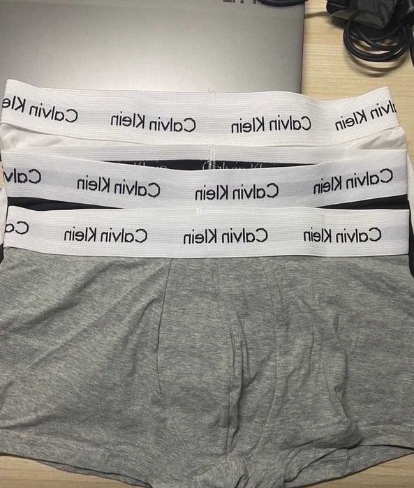 Bokserki męskie Calvin Klein – zestaw 3 sztuk: czarne, białe, szare