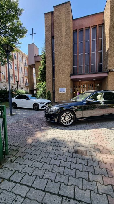 Auto samochód do ślubu Mercedes klasa S klasa C limuzyna czarny biały