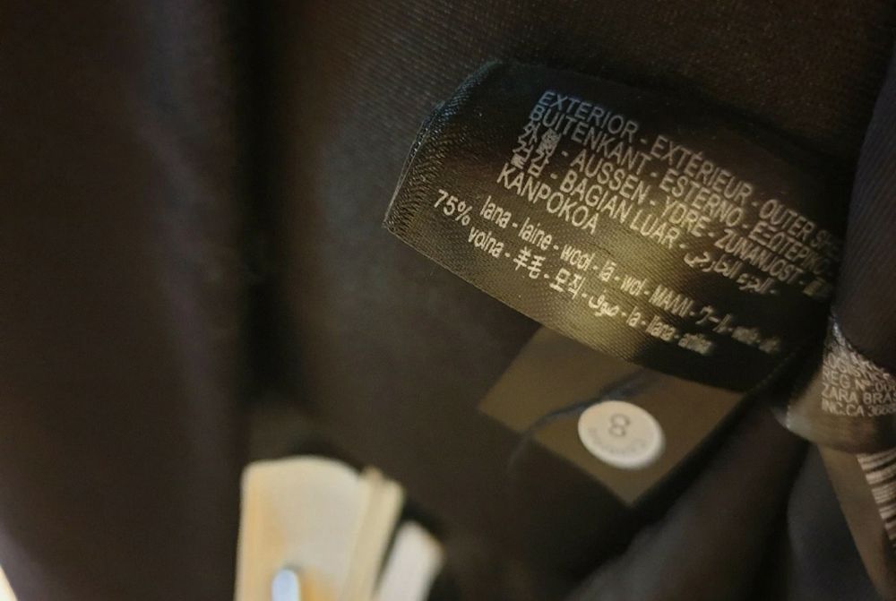 zimowy płaszcz wełniany czarny elegancki wełna manteco 75% M zara