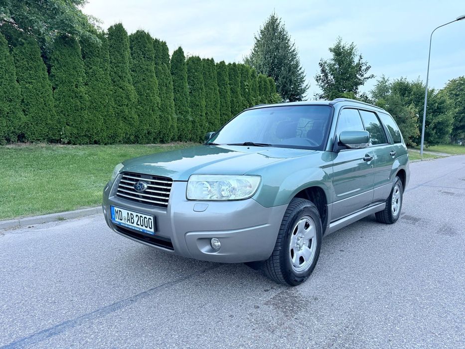 Subaru Forester 2.0benzyna/klima/4x4/perfek stan Niemiec 100% oryginał