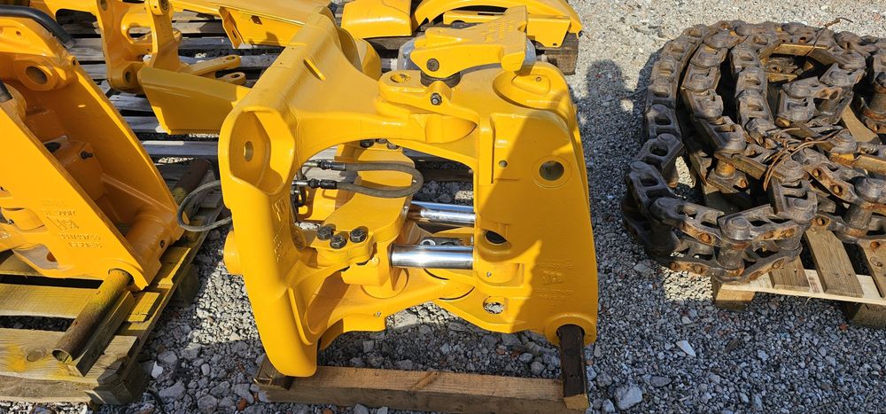 Продам  коретку  в зборі до JCB 3-4CX