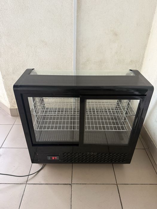 Холодильна Вітрина Frosty Кондитерська Обʼєм 100 Літрів !!!