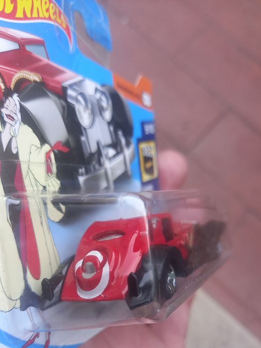 Cruella de vil hot wheels