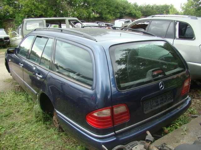 Mercedes-Benz / Мерседес E 300 3.0 TD W210 очкарик - разборка запчасти