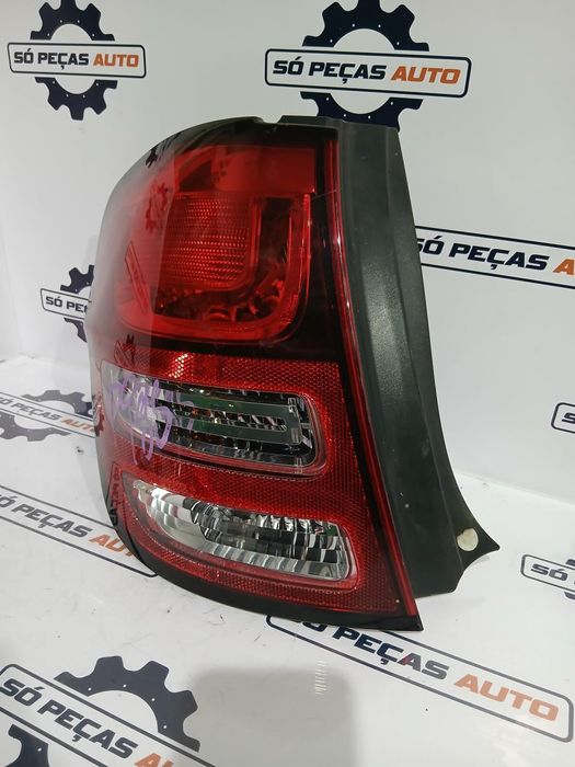 FAROLIM ESQUERDO CINZA CITROEN C3 II 1.4VTI ANO: 2010