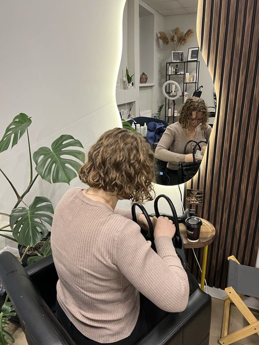 Біозавивка волосся