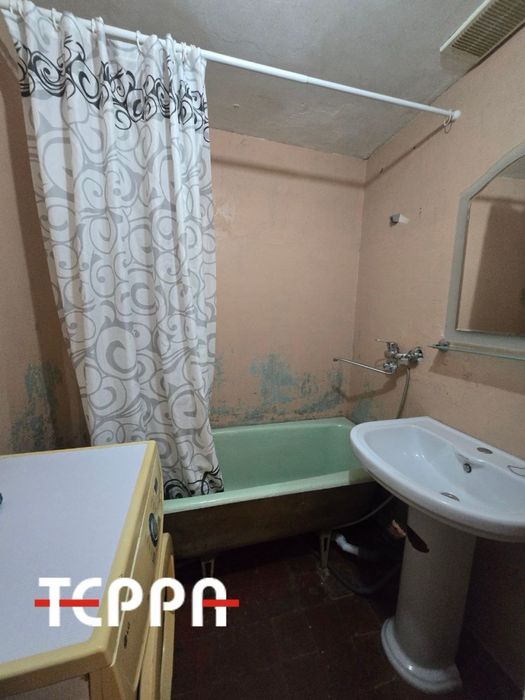 Продаж 2-кімнатної квартири, Бабурка