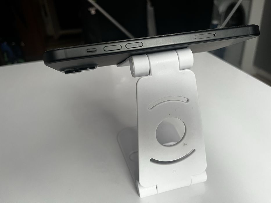 Iphone 15 plus 128 gb black читайте опис