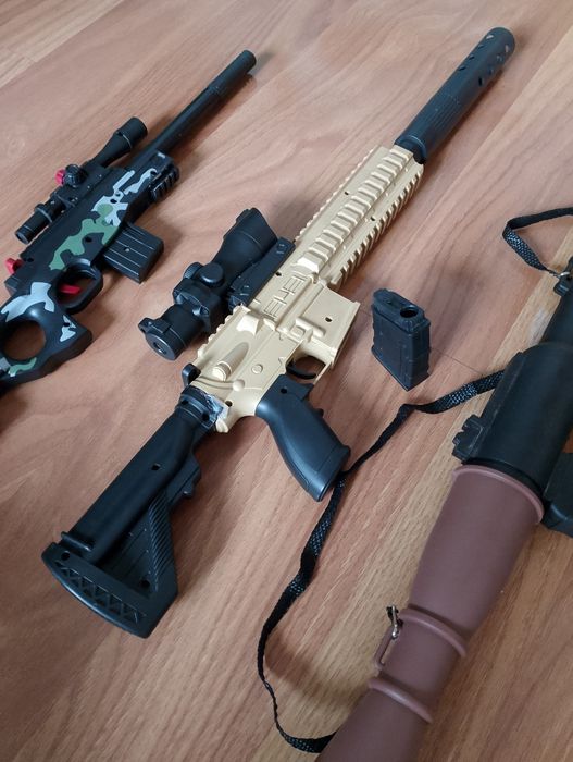 Большой набор игрушечного оружия, винтовки, дробовик, пистолеты, автоматы