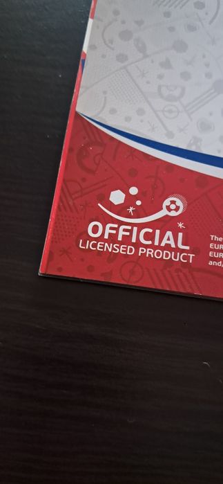 Caderneta cromos futebol Euro 2016 da Panini