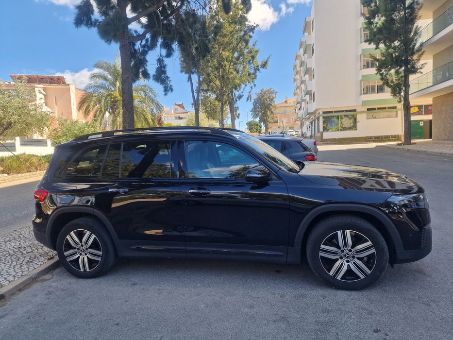 Mercedes-Benz EQB 300 4 matic, 7 lugares