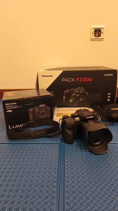 Lumix FZ300 25-600mm