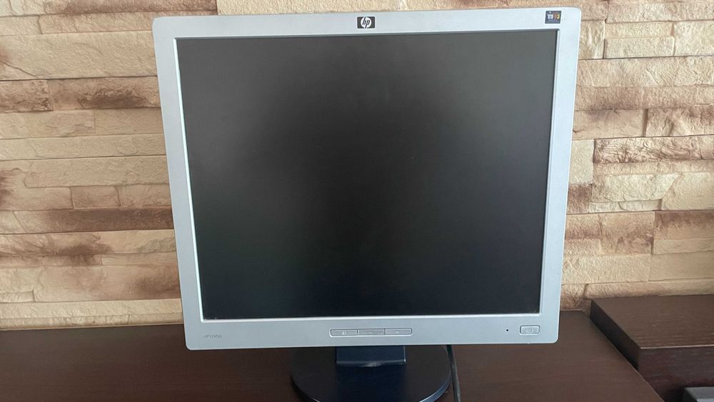 Monitor HP L1906