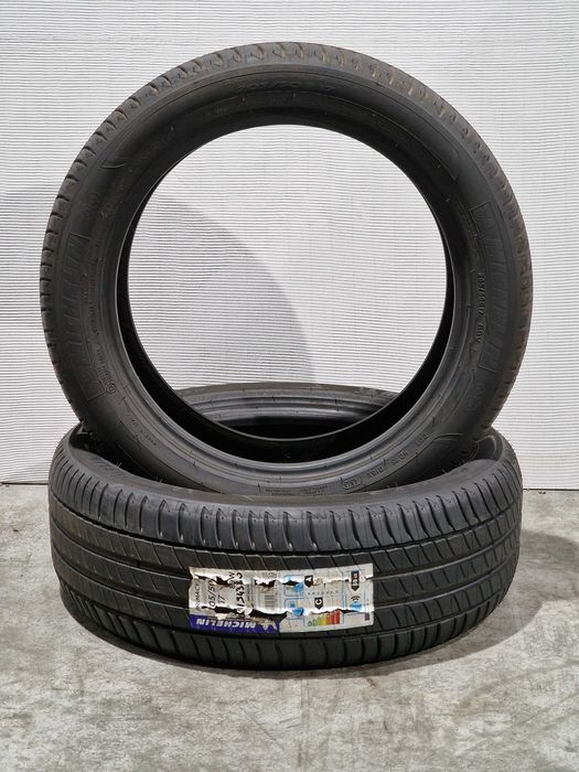 [Como Novos] 2 Pneus 205/50R17 MICHELIN