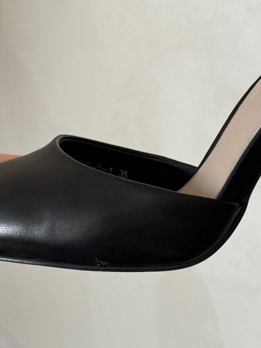 Продам жіночі туфлі