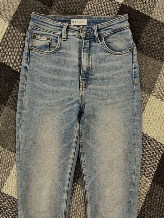 Джинси skinny від Zara
