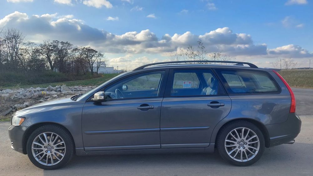 Volvo V50 Moc 240 Km! moment 480 Nm,2.4 d5,skóry,navi,czujniki-rakieta!