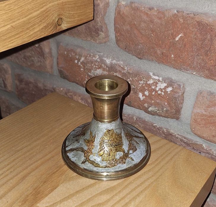 Indyjski mosiężny świecznik emaliowany