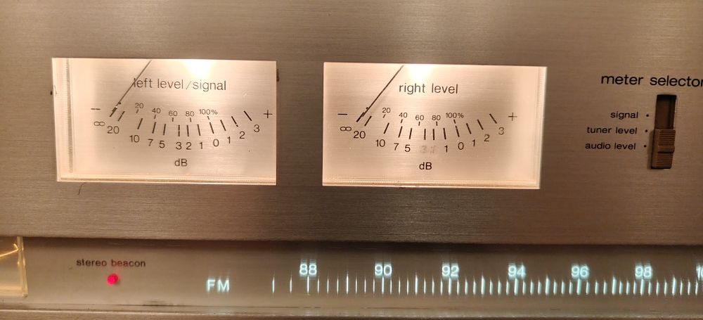 Amplituner DENON GR-555. Vintage