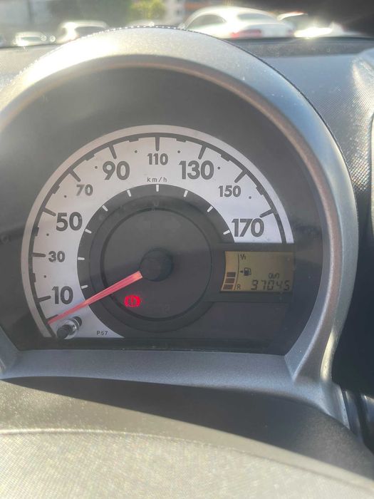 Peugeot 107 1.0 2012 94mKMS — photo 5