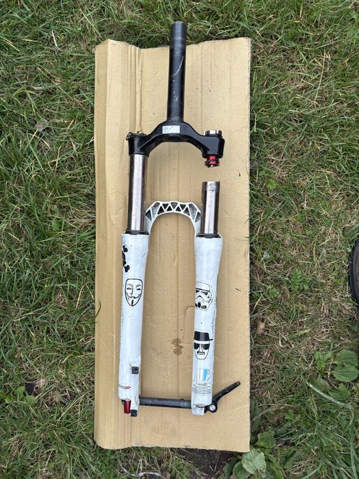 Marzocchi Bomber 44 Micro Ti – USZKODZONY / NA CZĘŚCI (TST Micro, oś QR15)