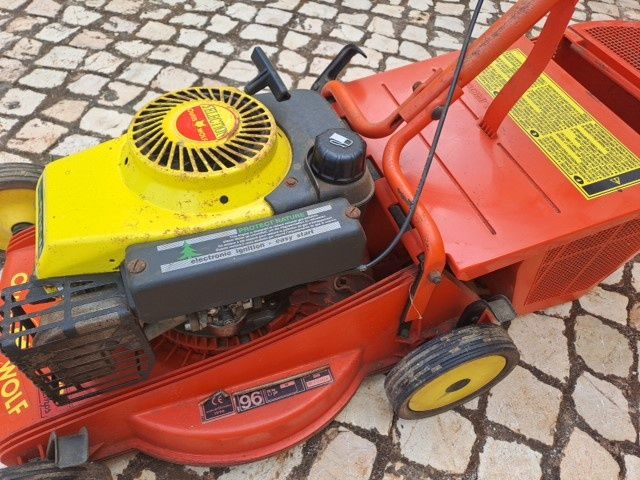 Corta Relvas Outils Wolf