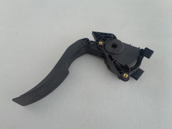 Pedal do acelerador RENAULT Clio IV (BH_)
