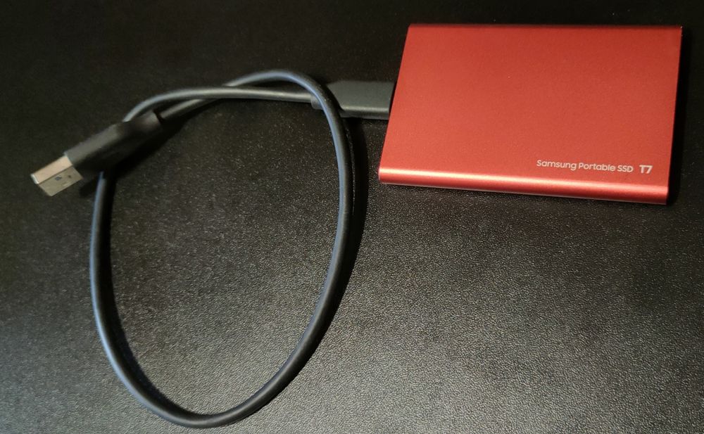 Przenośny dysk zewnętrzny ssd Samsung T7 2TB