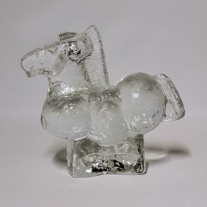 Pukeberg , Szwecja , figurka szklana