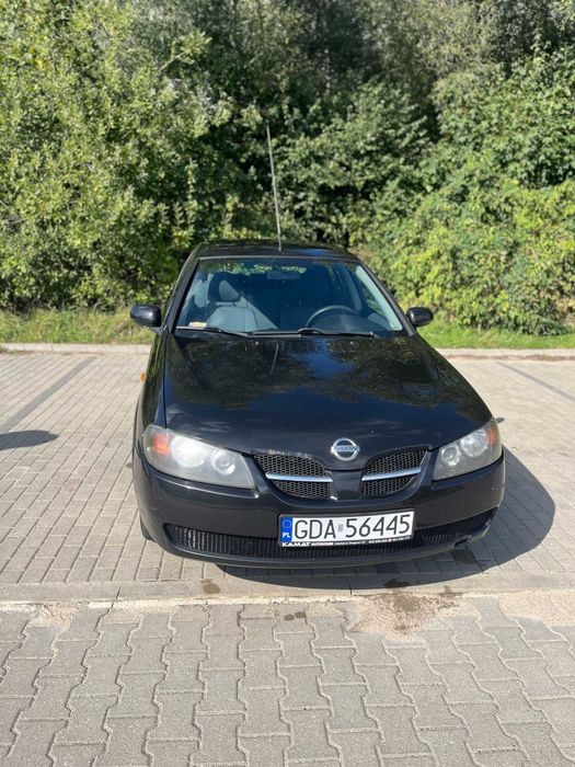 Nissan Almera
