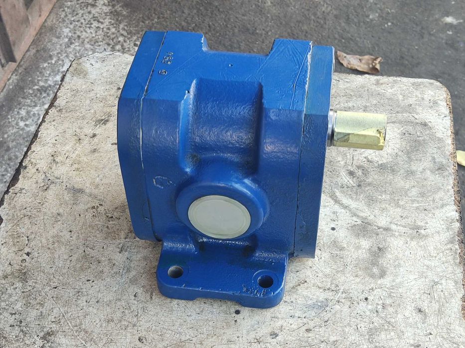 Насос масляный Г11-25Ю, Насос Г11-25 Q=133 л/мин новый