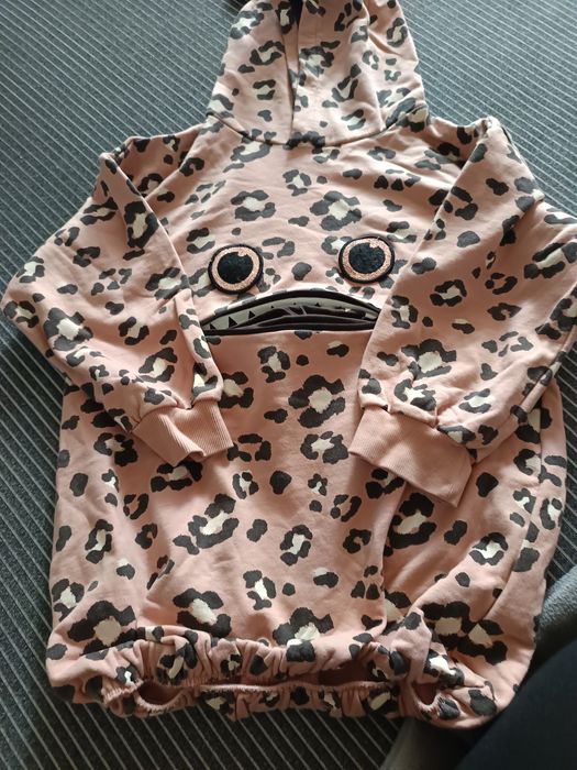 Bluza dziewczęca.