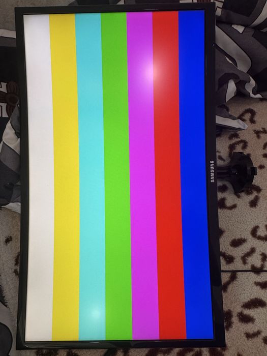 Монитор C24F390F