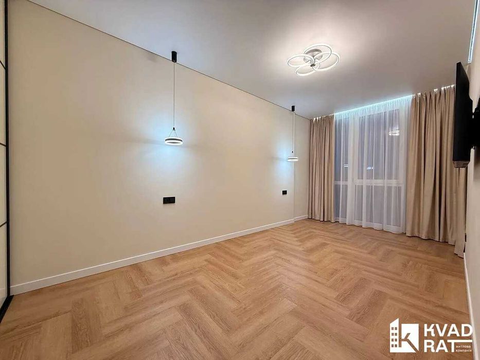 Продаж у укомплектованої квартири у новобудові біля ТЦ Veles Mall